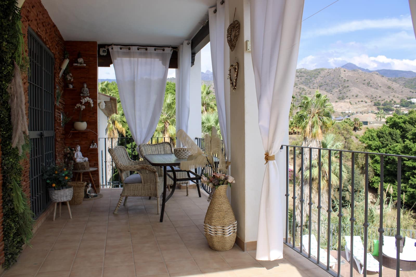 4 bedroom Villa for sale in Nerja with pool garage - € 929,000 (Ref: 10163612)