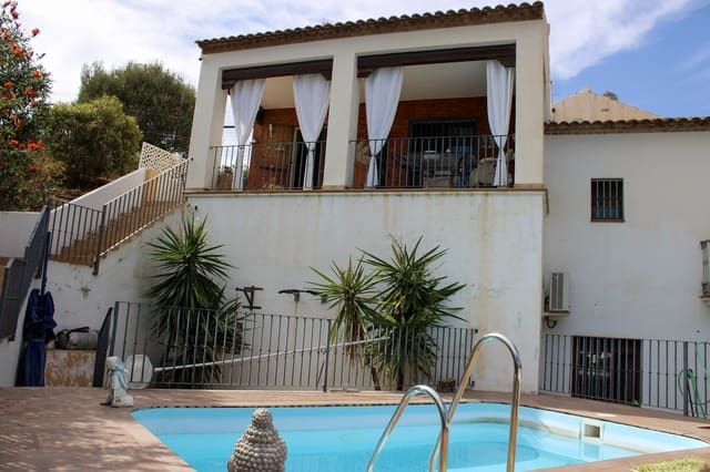 4 soverom Villa til salgs i Nueva Nerja, Nerja med svømmebasseng garasje - € 929 000 (Ref: 10163612)