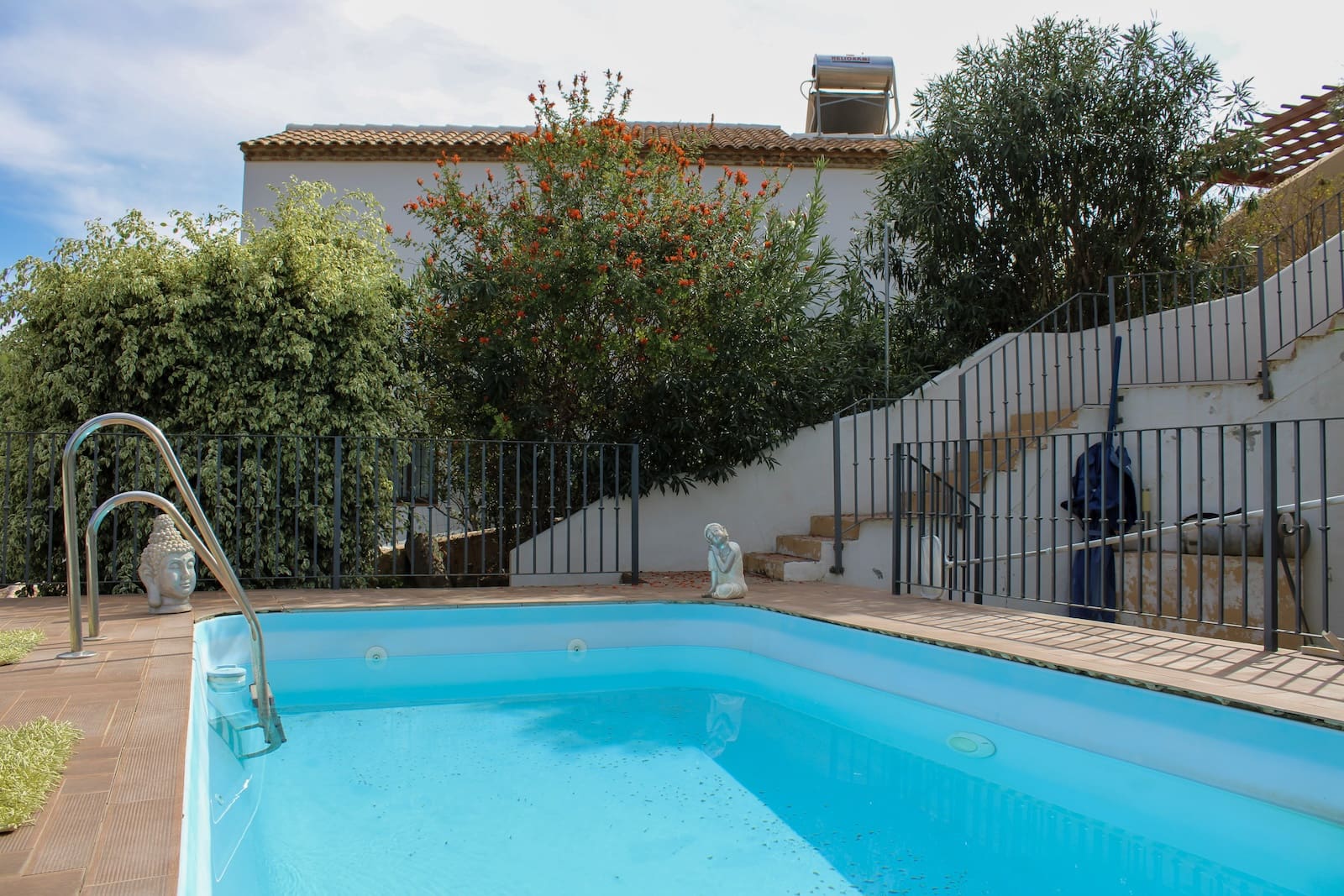 4 bedroom Villa for sale in Nerja with pool garage - € 929,000 (Ref: 10163612)