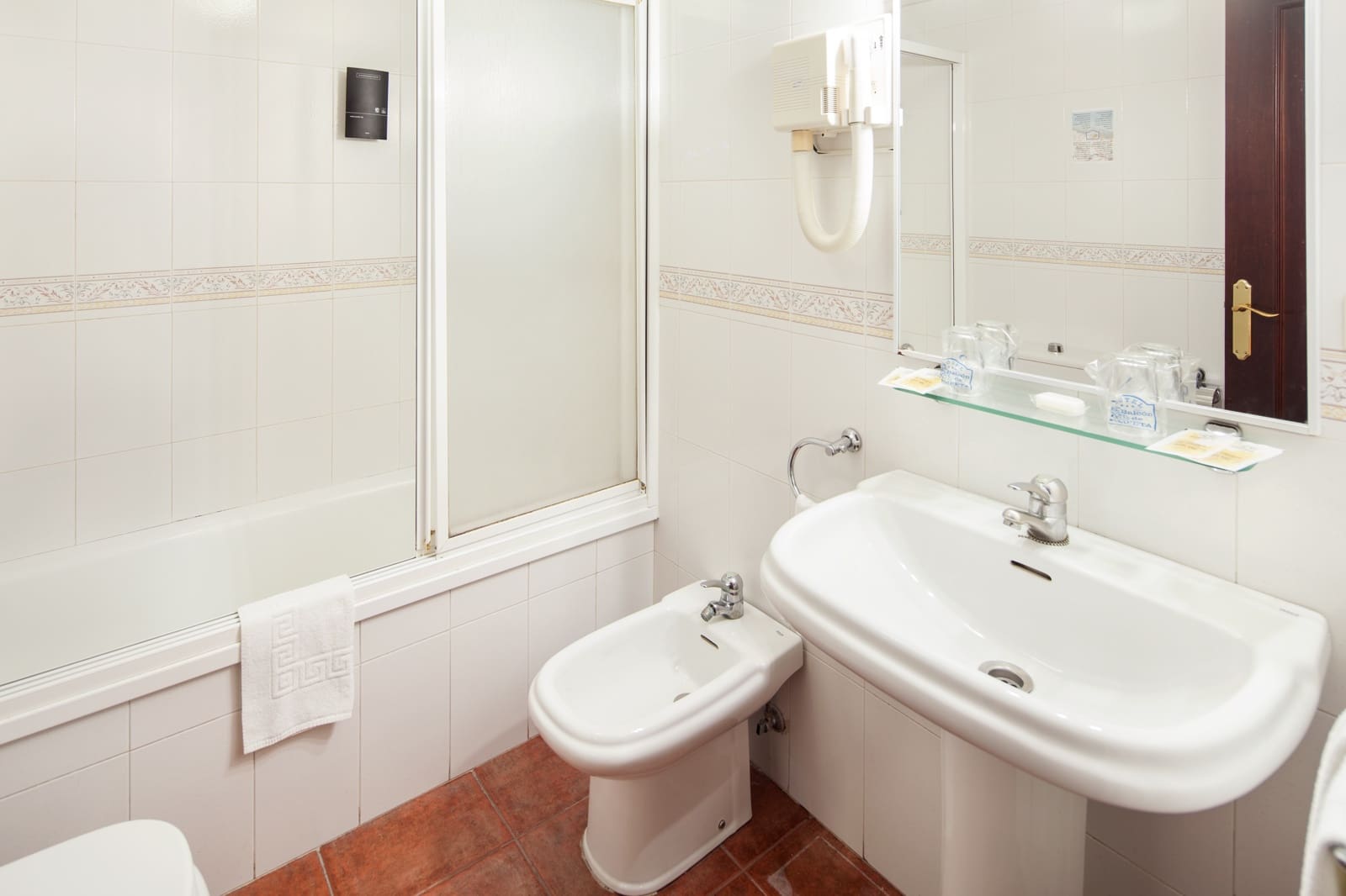 Kommersiell til salgs i Competa - € 4 000 000 (Ref: 4988010)