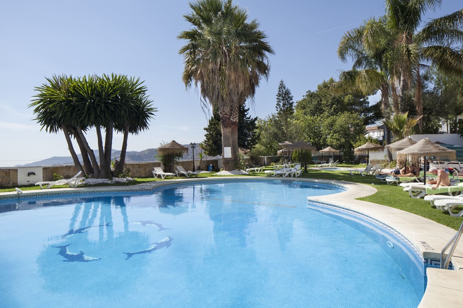 Kommersiell til salgs i Competa - € 4 000 000 (Ref: 4988010)