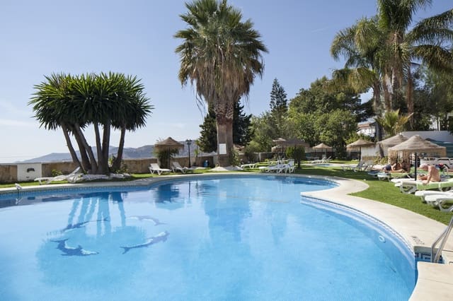 Erhverv til salg i Cómpeta - € 4.000.000 (Ref: 4988010)