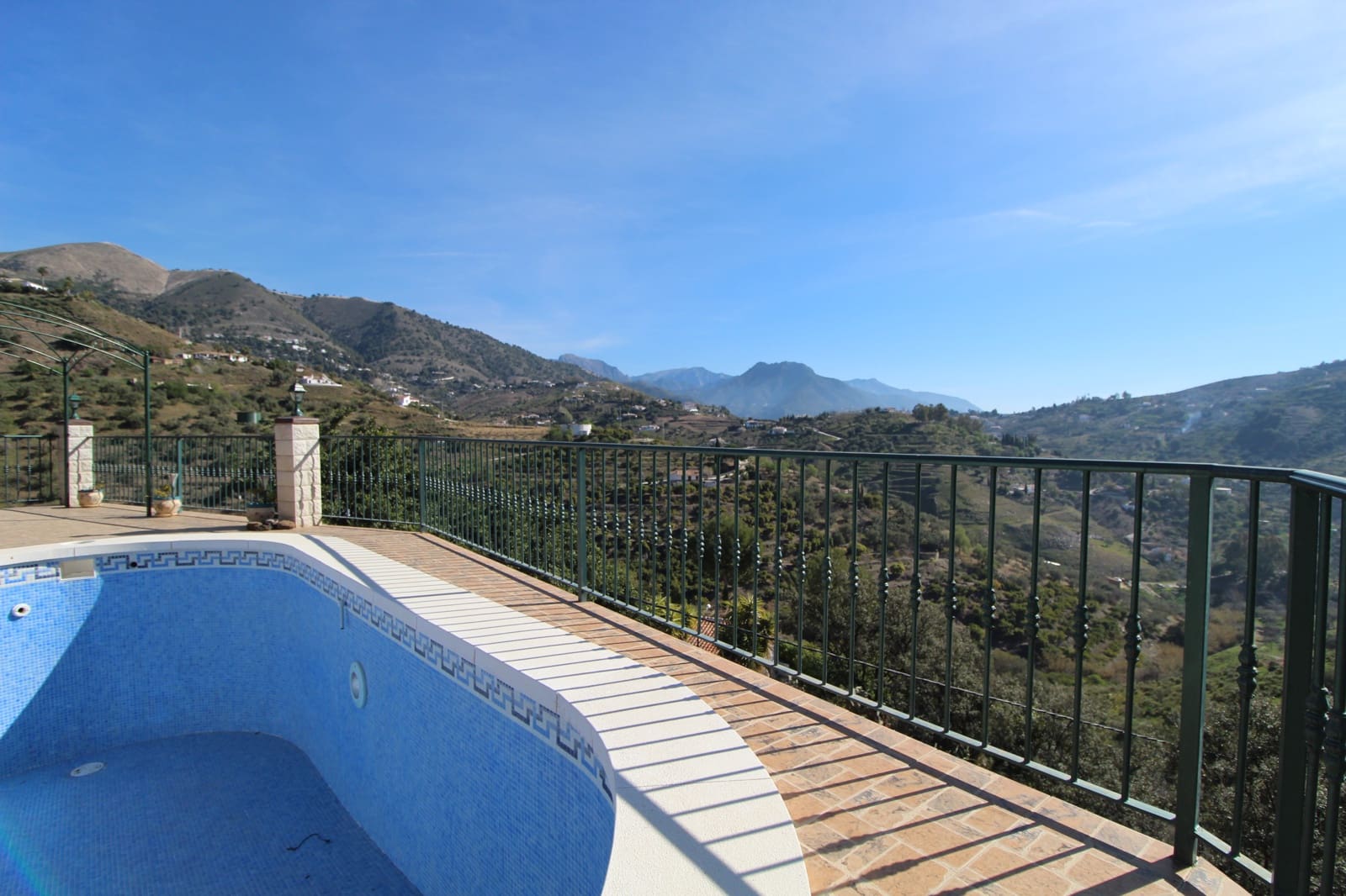 2 soveværelse Finca/Landehus til salg i Competa - € 449.500 (Ref: 5000736)