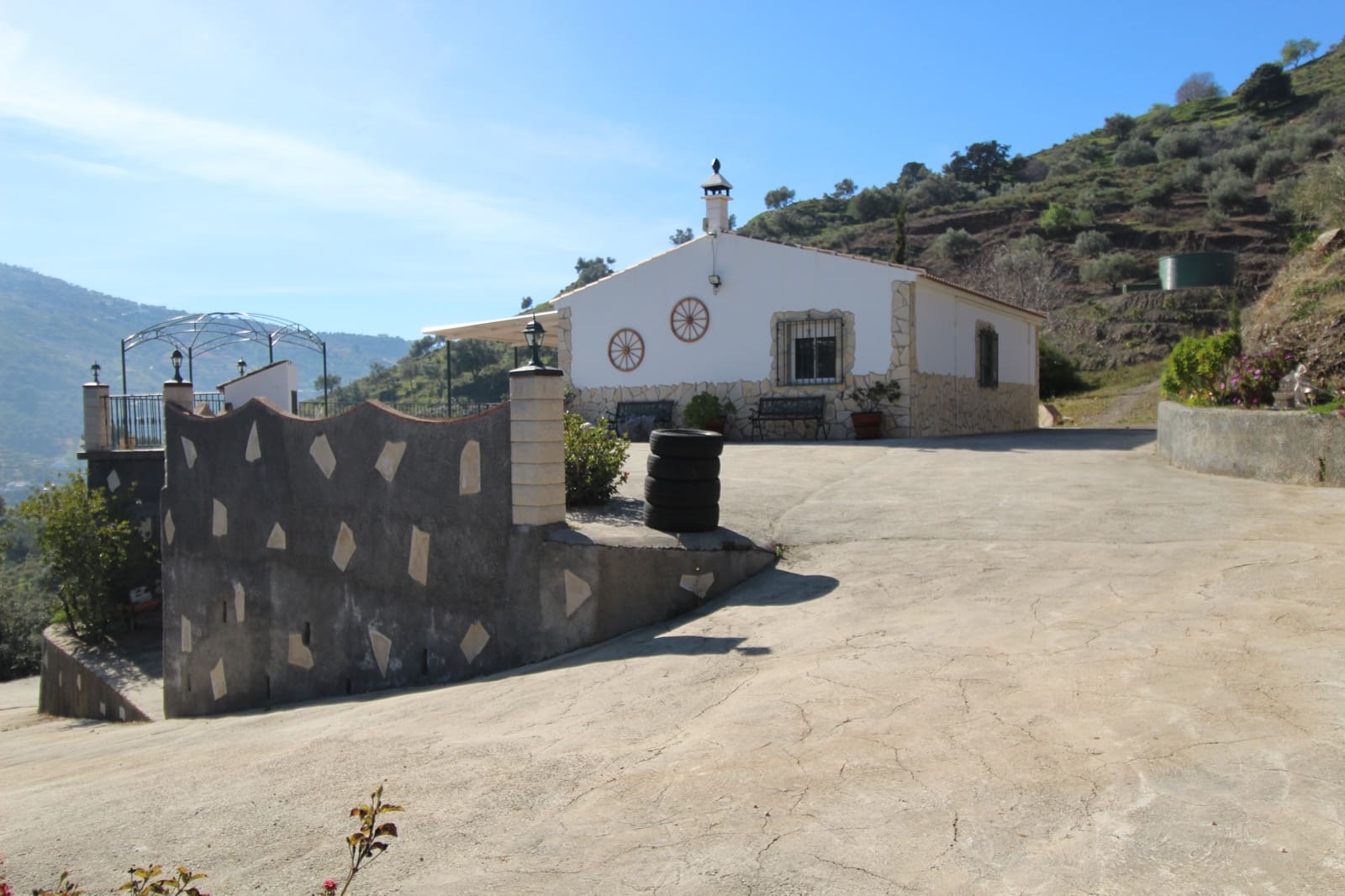 2 soveværelse Finca/Landehus til salg i Competa - € 449.500 (Ref: 5000736)