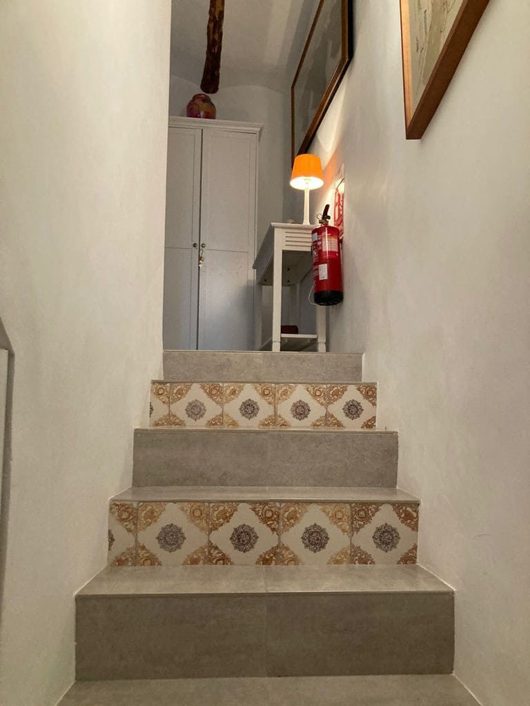 4 soveværelse Byhus til salg i Chulilla - € 392.000 (Ref: 6511255)