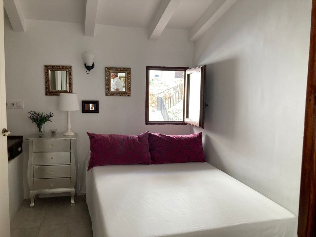 4 soveværelse Byhus til salg i Chulilla - € 392.000 (Ref: 6511255)