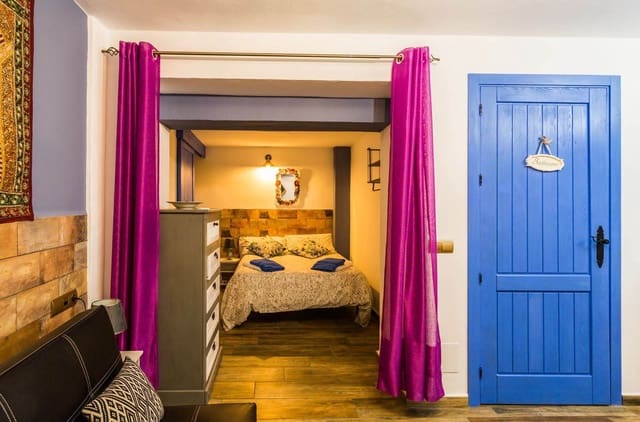 8 soverom Hotell til salgs i Cómpeta - € 497 000 (Ref: 6511477)