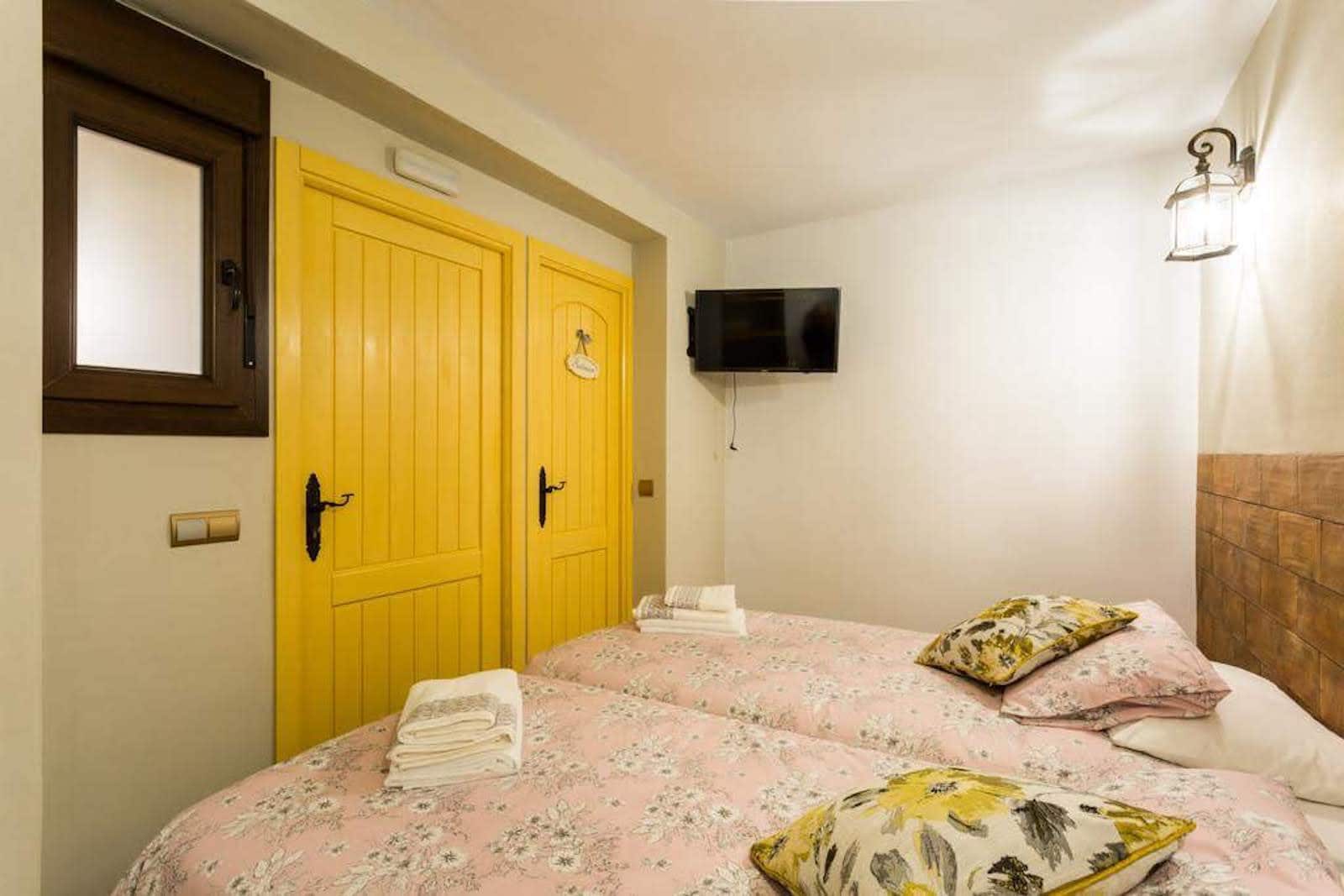 8 soveværelse Hotel til salg i Competa - € 497.000 (Ref: 6511477)