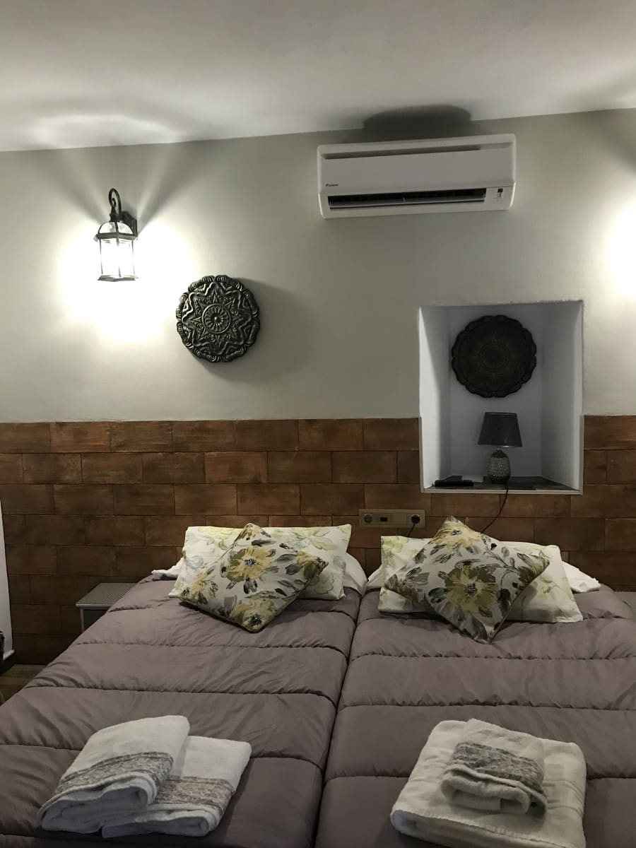 8 soveværelse Hotel til salg i Competa - € 497.000 (Ref: 6511477)