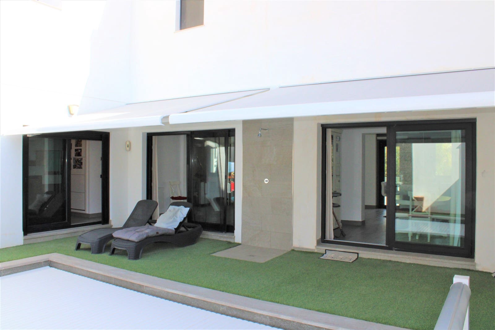 6 sypialnia Willa na sprzedaż w Nerja z basenem garażem - 975 000 € (Ref: 7260572)