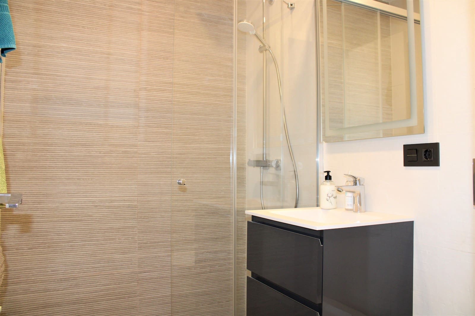 6 sypialnia Willa na sprzedaż w Nerja z basenem garażem - 975 000 € (Ref: 7260572)