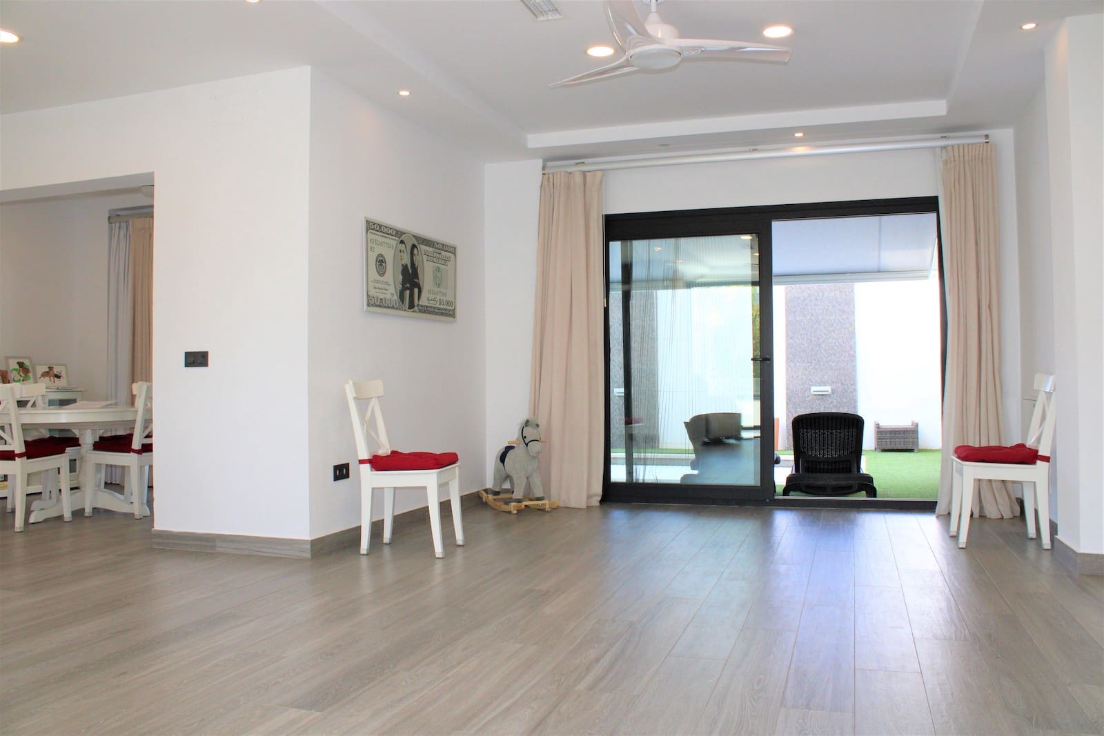 6 sypialnia Willa na sprzedaż w Nerja z basenem garażem - 975 000 € (Ref: 7260572)