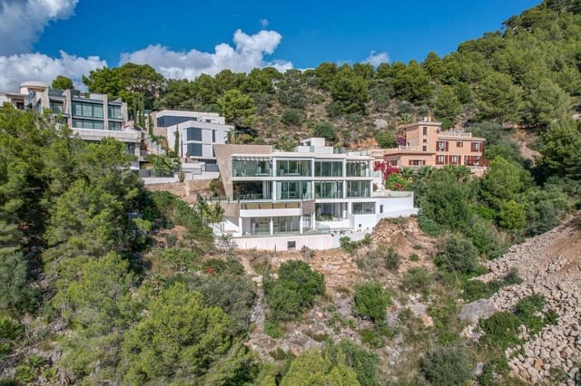 4 bedroom Villa for sale in Canyamel, Capdepera with pool - € 3,995,000 (Ref: 7529515)