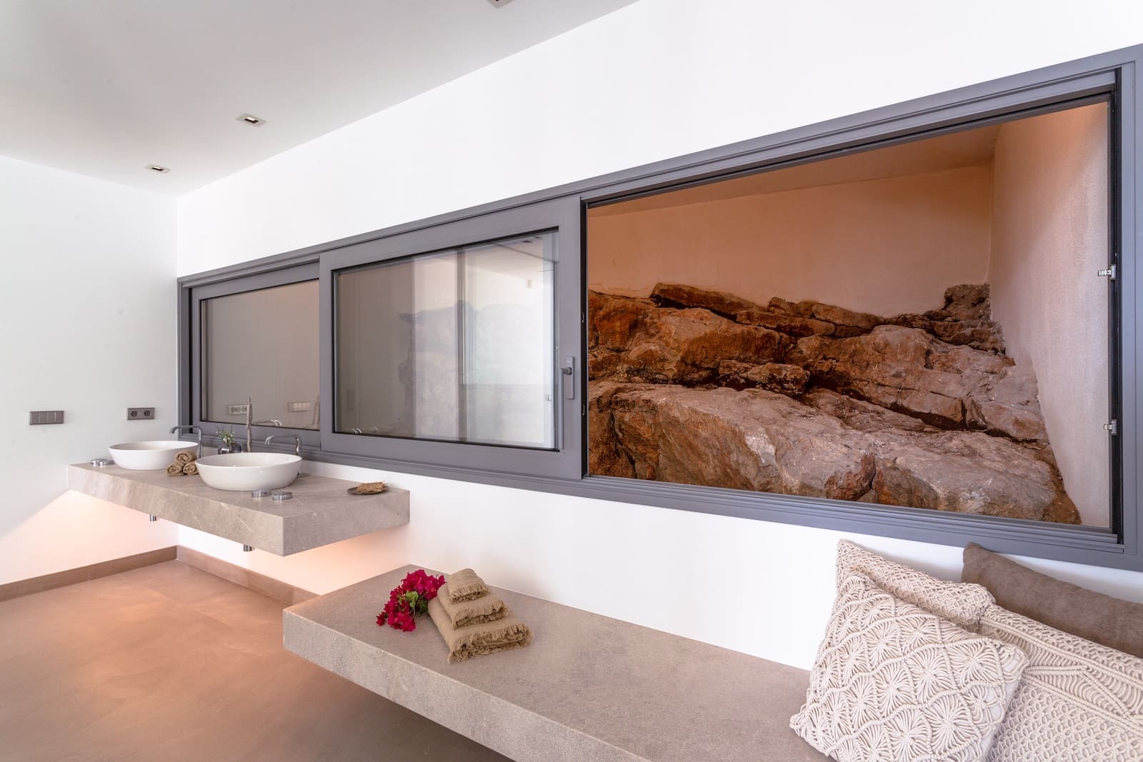 4 soveværelse Villa til salg i Canyamel med swimmingpool - € 3.995.000 (Ref: 7529515)