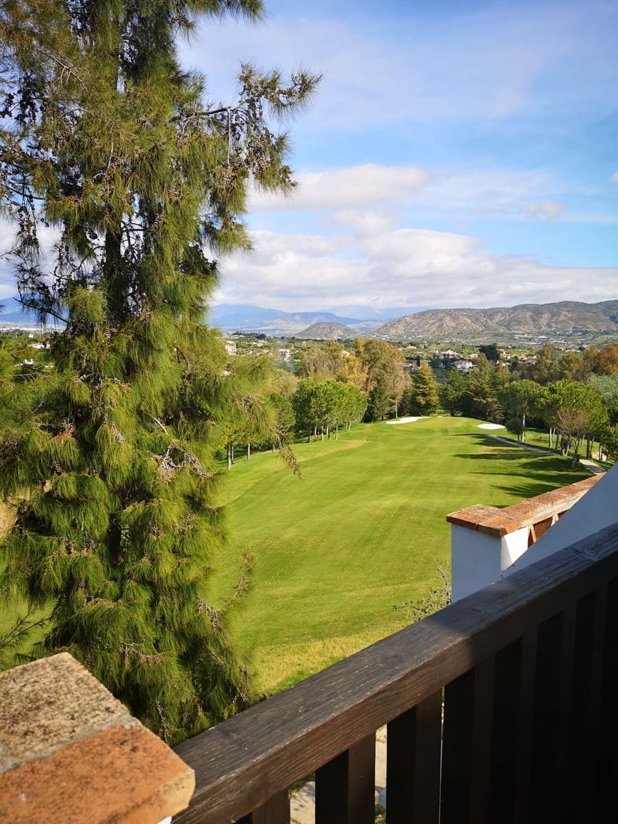 4 slaapkamer Huis te koop in Alhaurin de la Torre met zwembad - € 449.000 (Ref: 7697022)