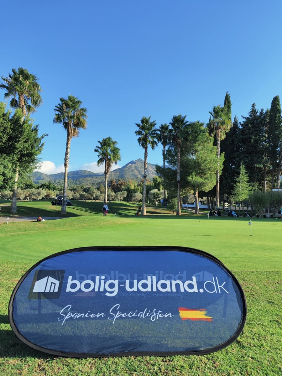 4 slaapkamer Huis te koop in Alhaurin de la Torre met zwembad - € 449.000 (Ref: 7697022)