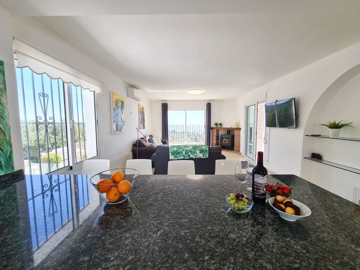 5 soveværelse Villa til salg i La Cala de Mijas med swimmingpool garage - € 1.695.000 (Ref: 7697052)