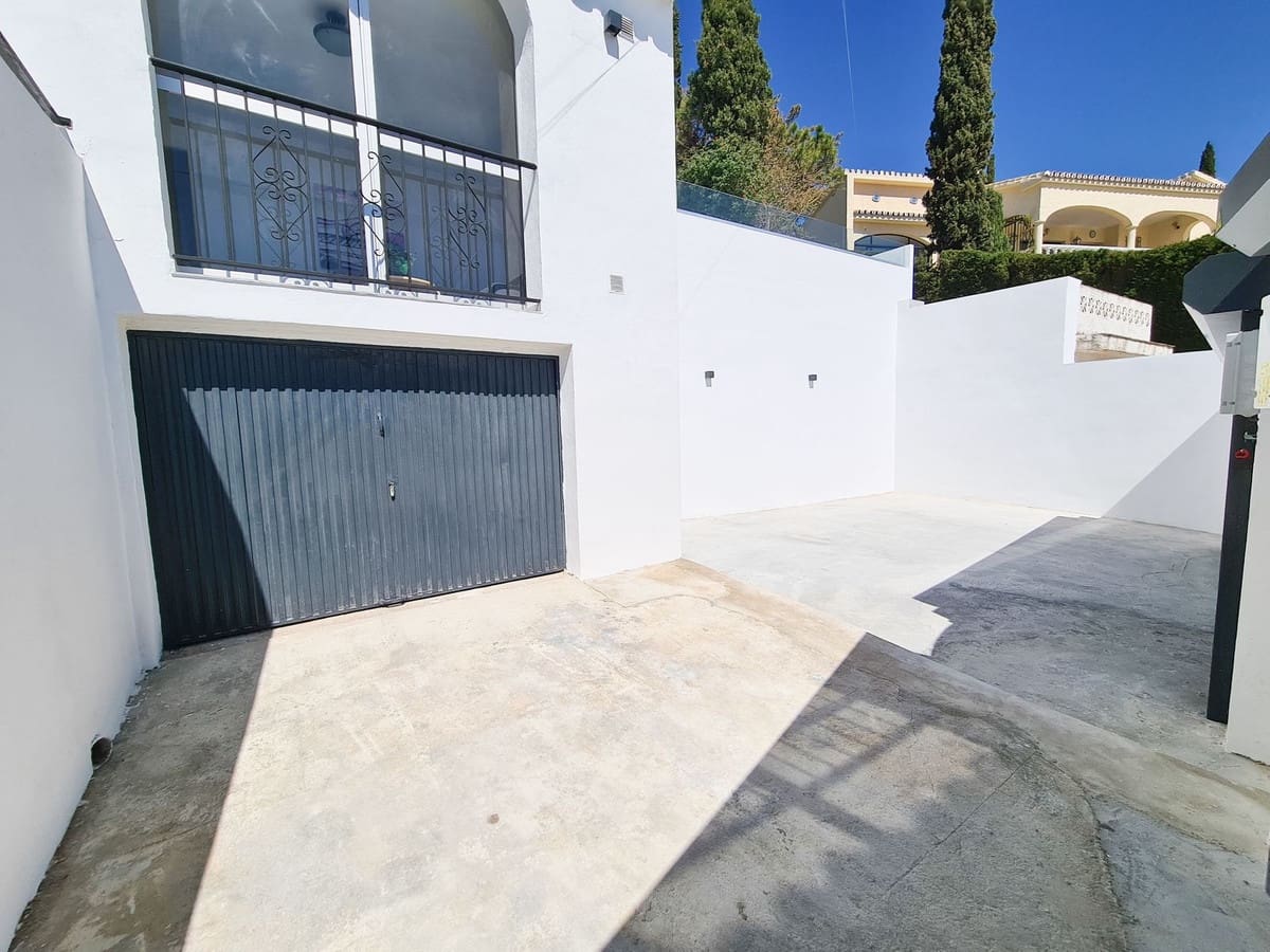 5 soveværelse Villa til salg i La Cala de Mijas med swimmingpool garage - € 1.695.000 (Ref: 7697052)