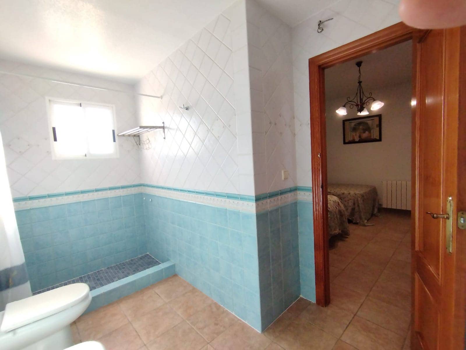 6 sypialnia Willa na sprzedaż w Torrevieja z basenem - 559 000 € (Ref: 7892103)