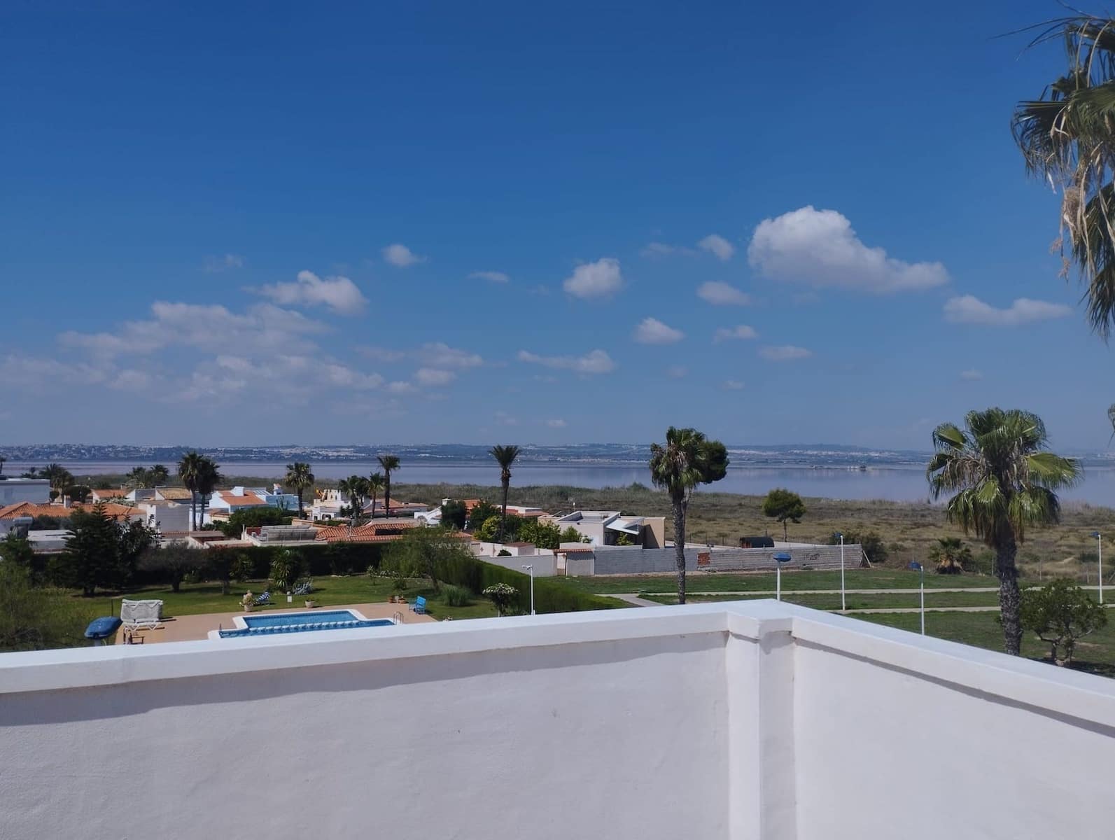 6 sypialnia Willa na sprzedaż w Torrevieja z basenem - 559 000 € (Ref: 7892103)