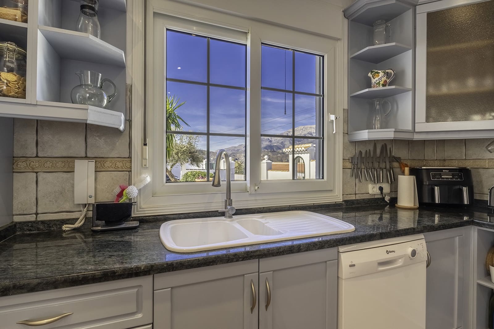 4 soveværelse Villa til salg i Competa - € 599.000 (Ref: 8074340)