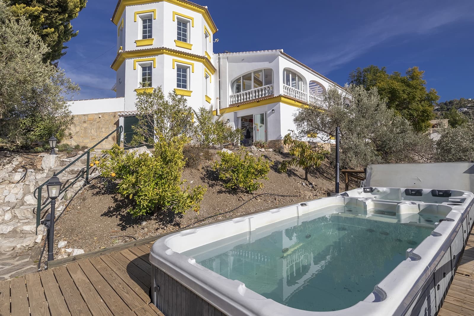 4 soveværelse Villa til salg i Competa - € 599.000 (Ref: 8074340)