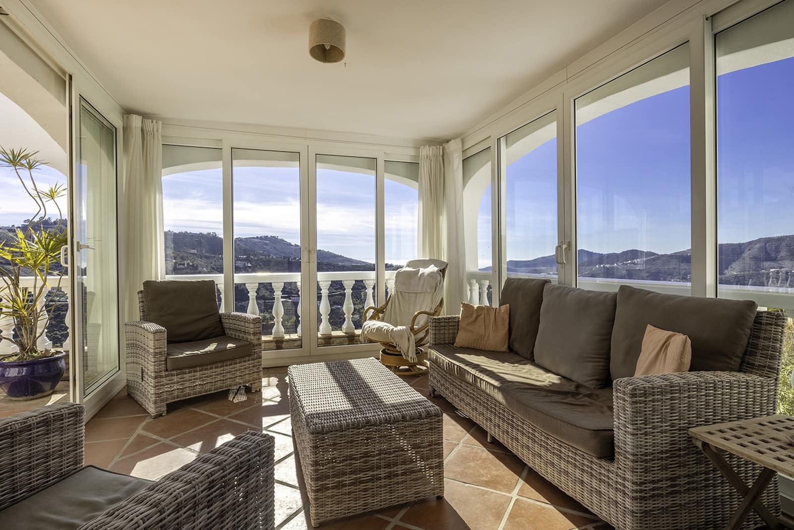 4 soveværelse Villa til salg i Competa - € 599.000 (Ref: 8074340)