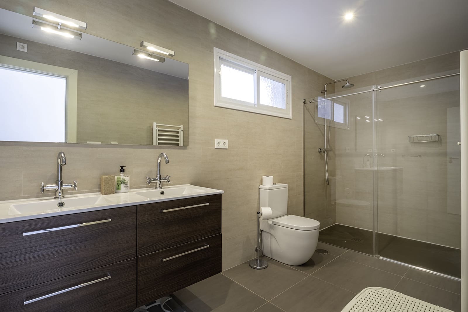 5 soveværelse Villa til salg i Salobrena med swimmingpool garage - € 850.000 (Ref: 8182099)