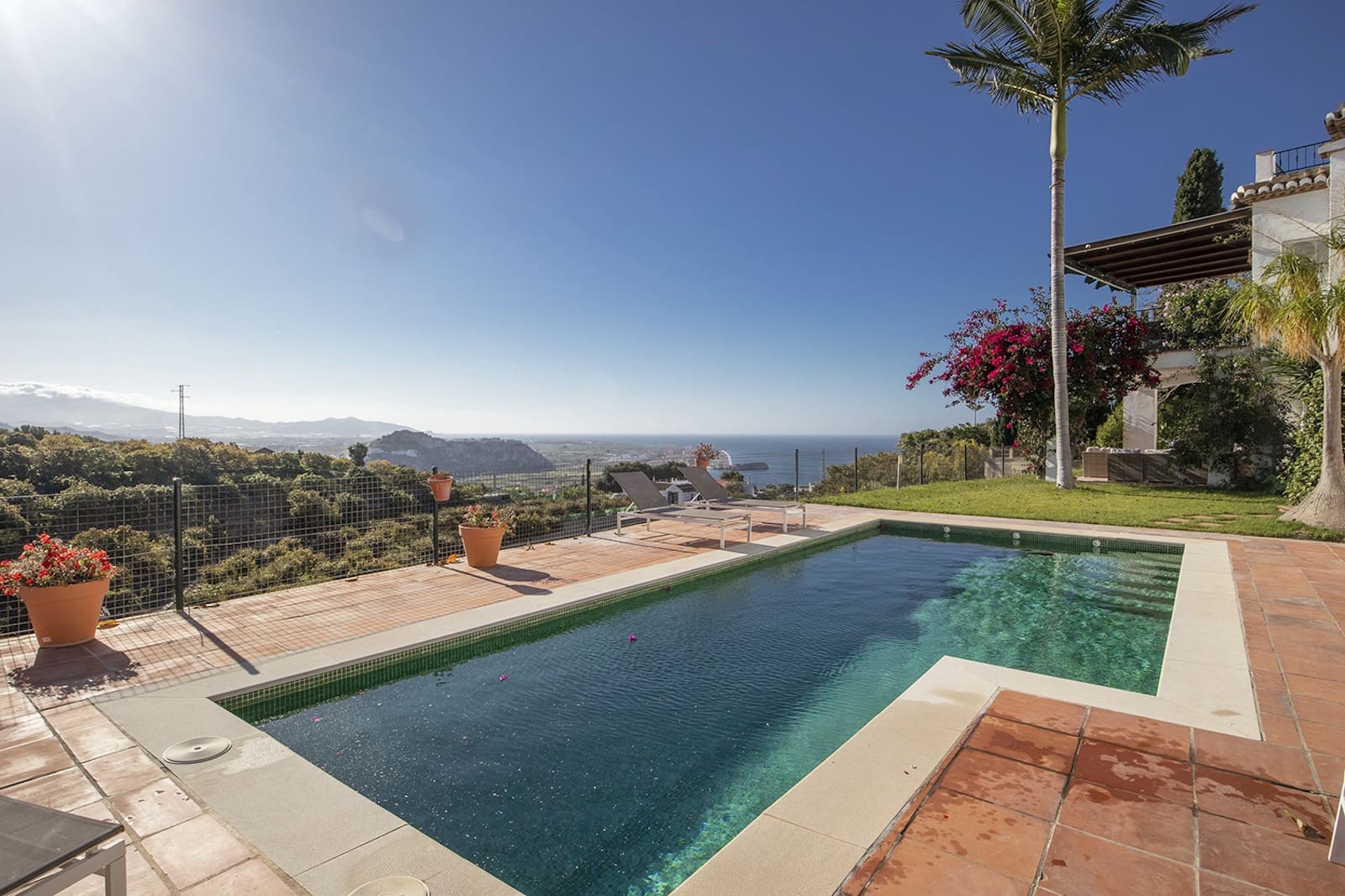 5 soveværelse Villa til salg i Salobrena med swimmingpool garage - € 850.000 (Ref: 8182099)