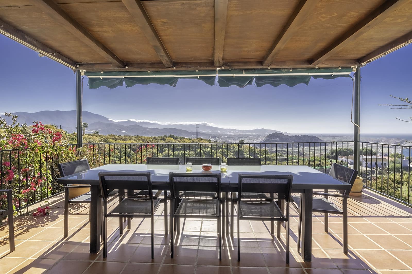 5 soveværelse Villa til salg i Salobrena med swimmingpool garage - € 850.000 (Ref: 8182099)