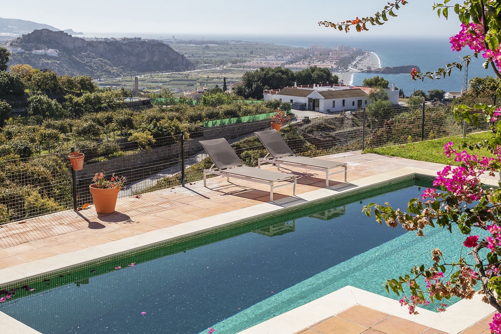 5 soveværelse Villa til salg i Salobrena med swimmingpool garage - € 850.000 (Ref: 8182099)