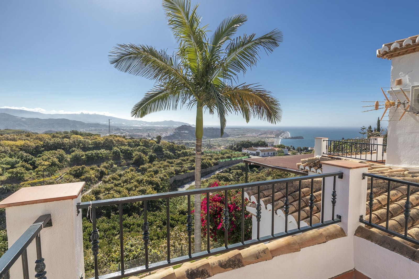 5 soveværelse Villa til salg i Salobrena med swimmingpool garage - € 850.000 (Ref: 8182099)