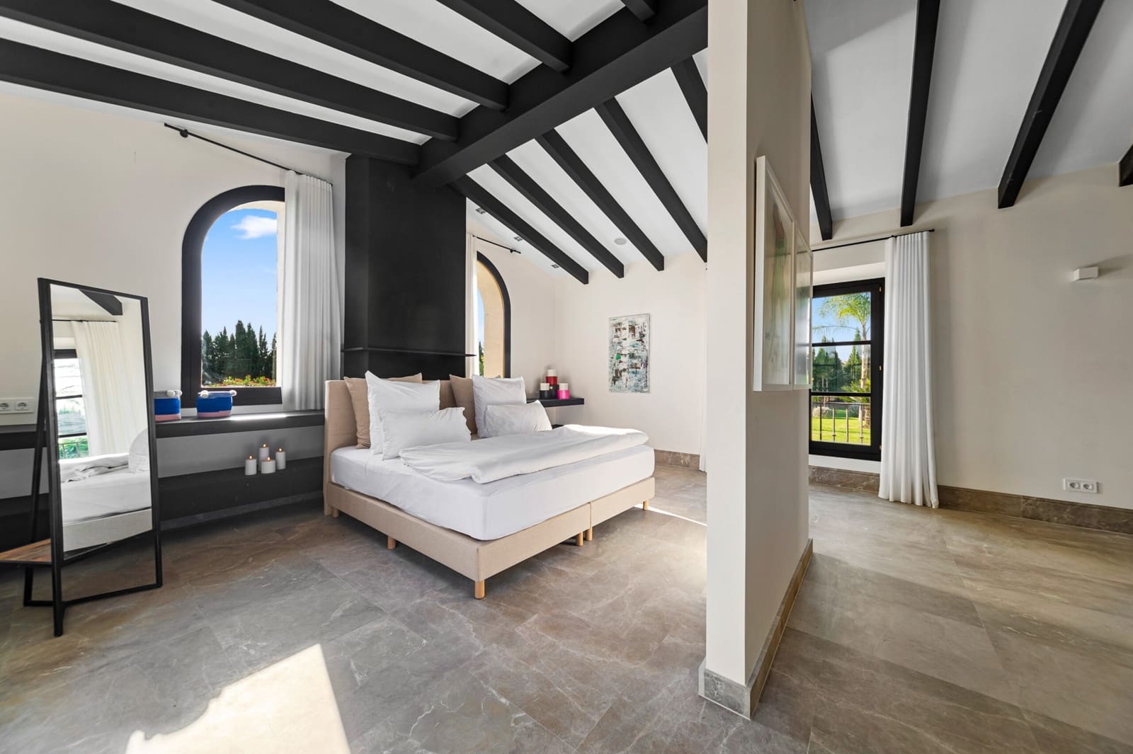 6 soveværelse Villa til salg i Montuiri med swimmingpool - € 6.500.000 (Ref: 8245117)