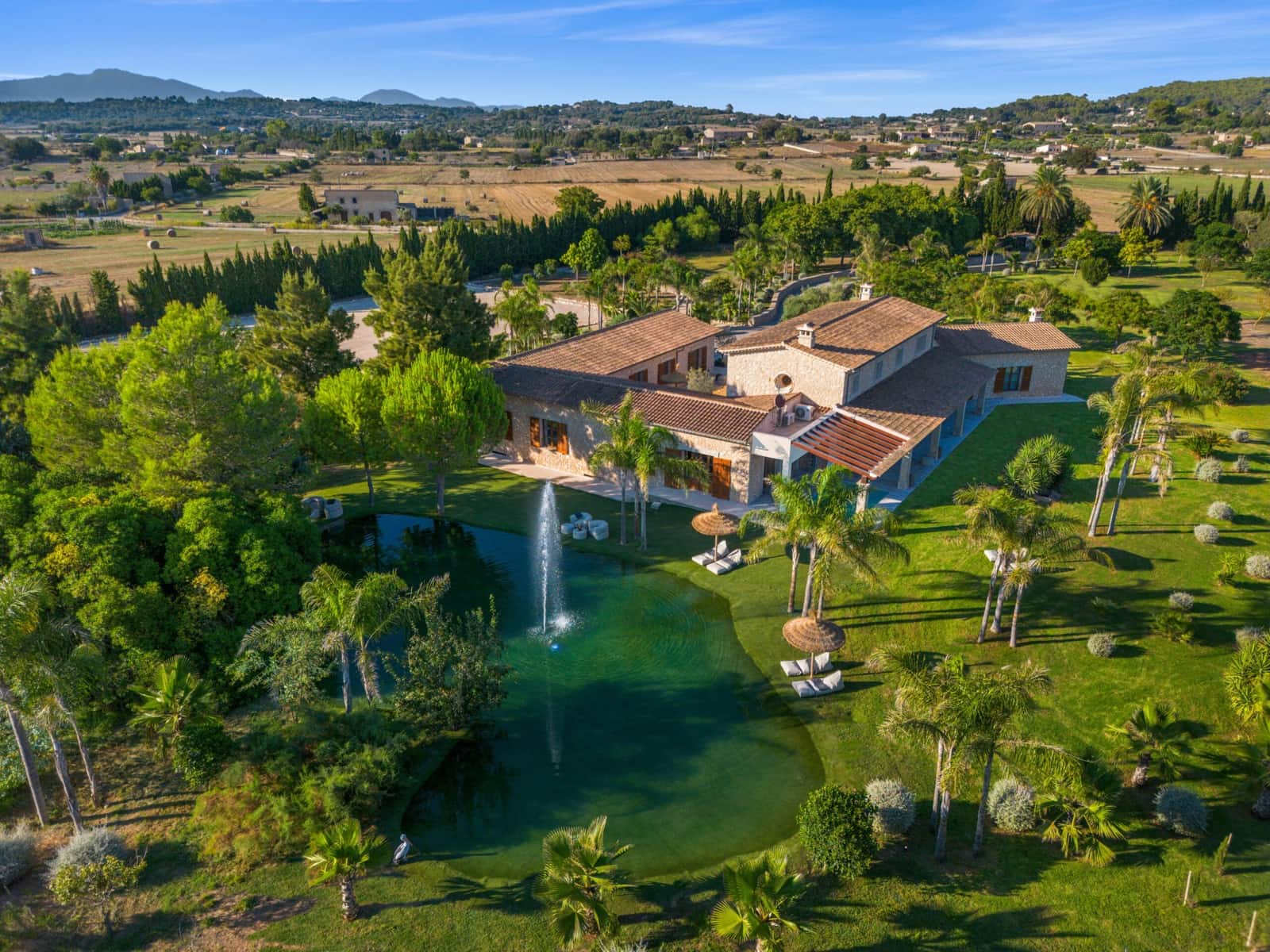 6 soveværelse Villa til salg i Montuiri med swimmingpool - € 6.500.000 (Ref: 8245117)