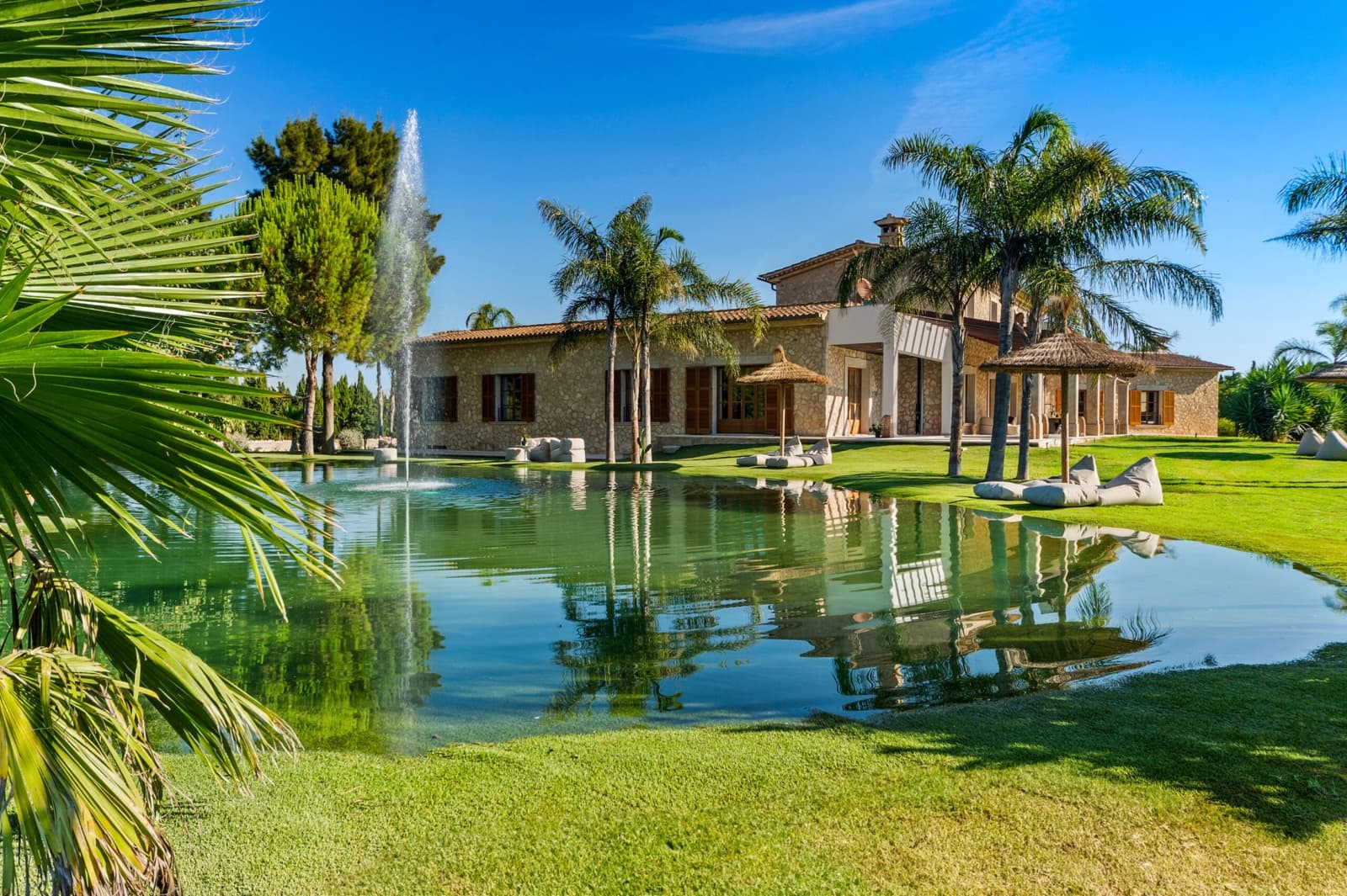 6 soveværelse Villa til salg i Montuiri med swimmingpool - € 6.500.000 (Ref: 8245117)