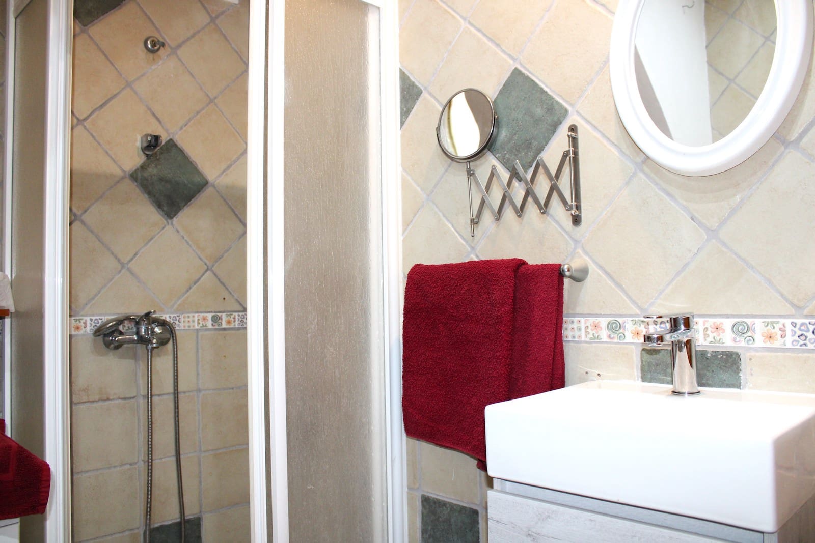 3 soveværelse Finca/Landehus til salg i Salar med swimmingpool garage - € 250.000 (Ref: 8253476)