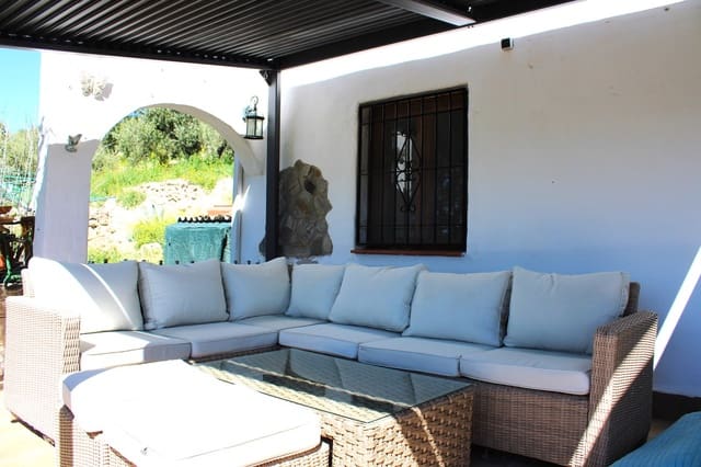 3 soveværelse Finca/Landehus til salg i Salar med swimmingpool garage - € 250.000 (Ref: 8253476)