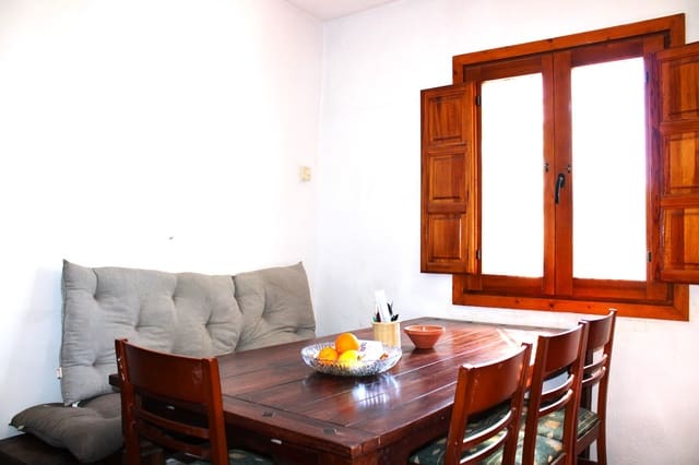 3 soveværelse Finca/Landehus til salg i Salar med swimmingpool garage - € 250.000 (Ref: 8253476)