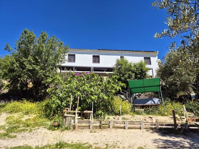 3 soveværelse Finca/Landehus til salg i Salar med swimmingpool garage - € 250.000 (Ref: 8253476)