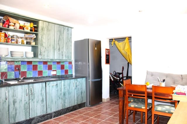 3 soveværelse Finca/Landehus til salg i Salar med swimmingpool garage - € 250.000 (Ref: 8253476)