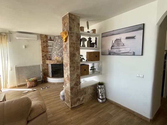 8 bedroom Villa for sale in Almuñécar with garage - € 1,449,000 (Ref: 8304551)