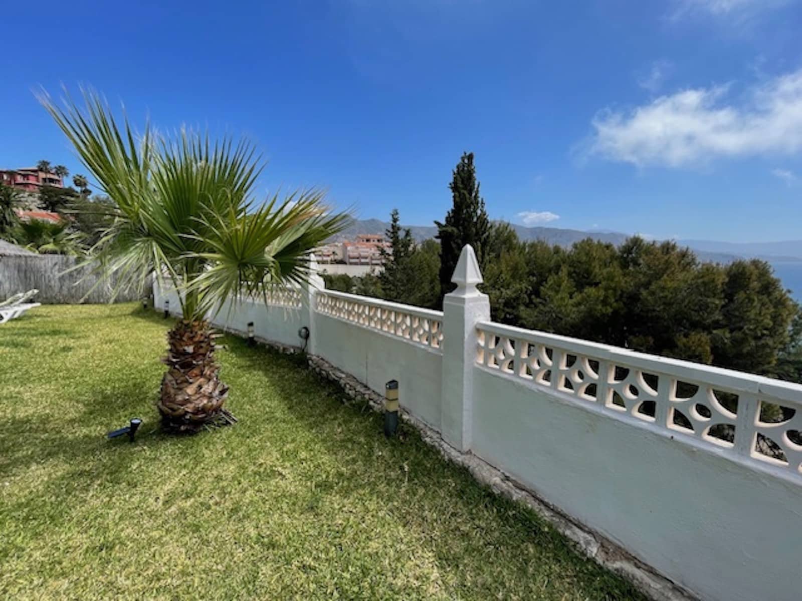 8 soveværelse Villa til salg i Almunecar med garage - € 1.449.000 (Ref: 8304551)