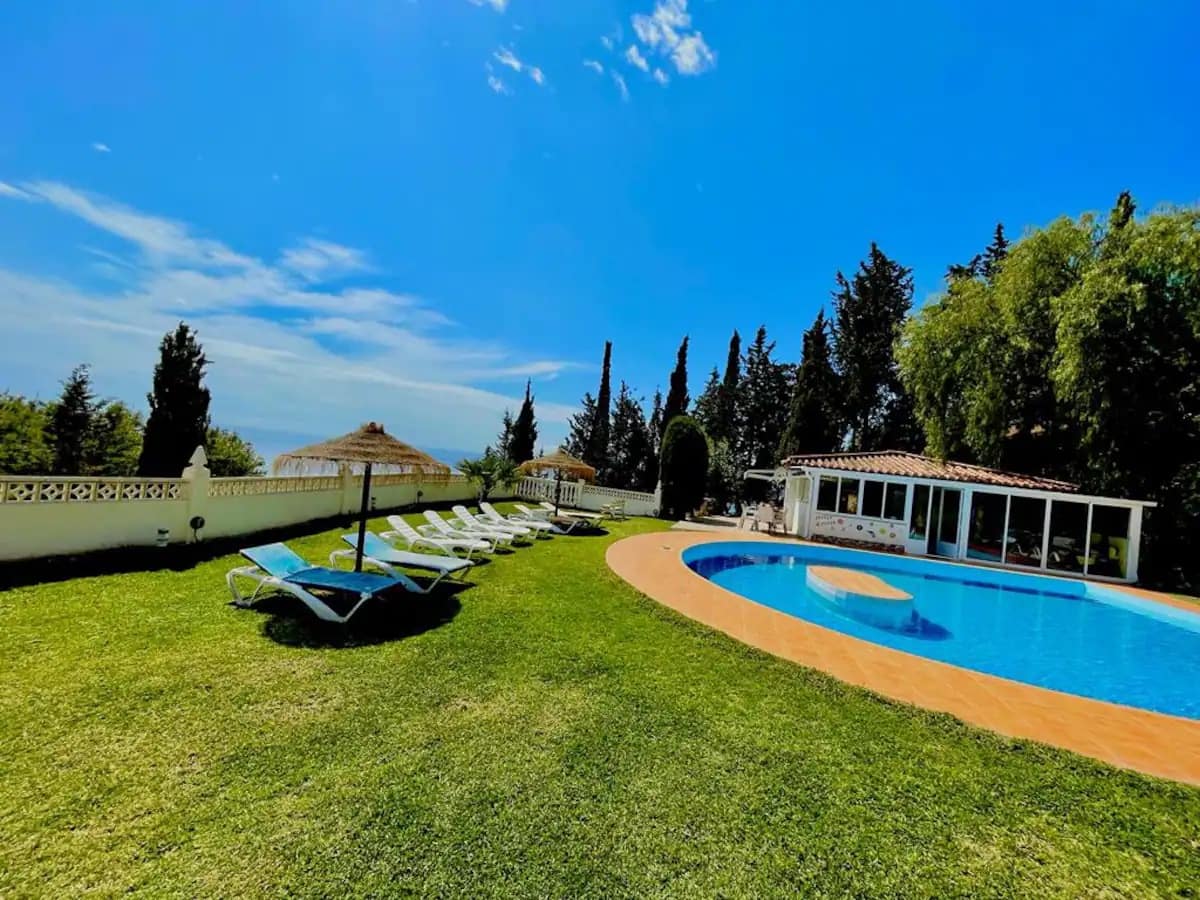 8 soveværelse Villa til salg i Almunecar med garage - € 1.449.000 (Ref: 8304551)