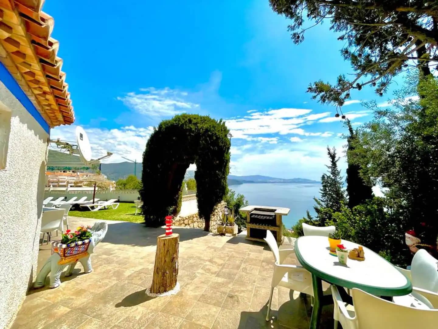 8 soveværelse Villa til salg i Almunecar med garage - € 1.449.000 (Ref: 8304551)