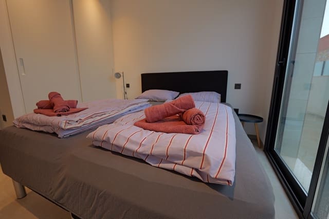 4 soveværelse Villa til salg i Rojales med swimmingpool - € 499.000 (Ref: 8304553)