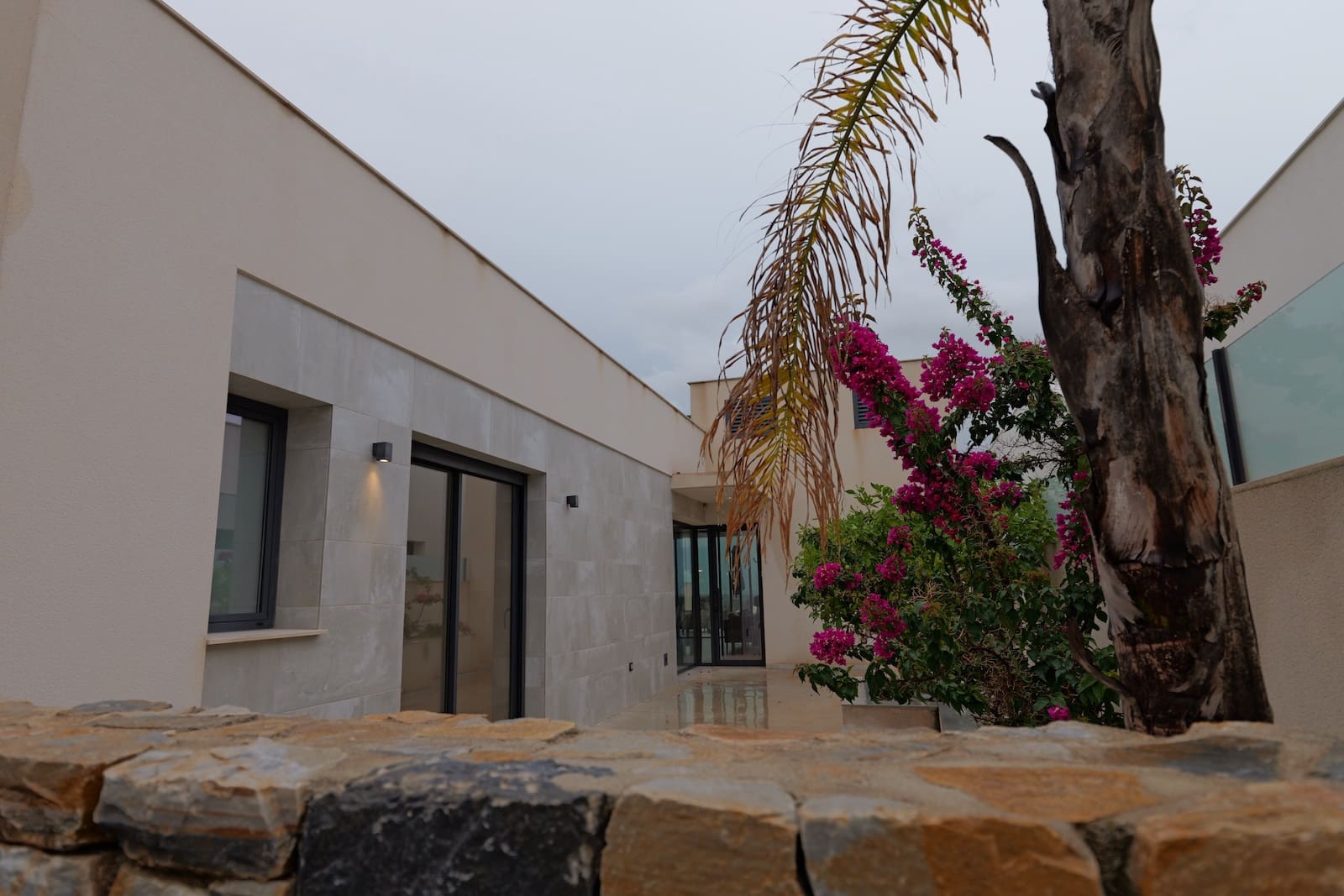 4 bedroom Villa for sale in Rojales with pool - € 499,000 (Ref: 8304553)