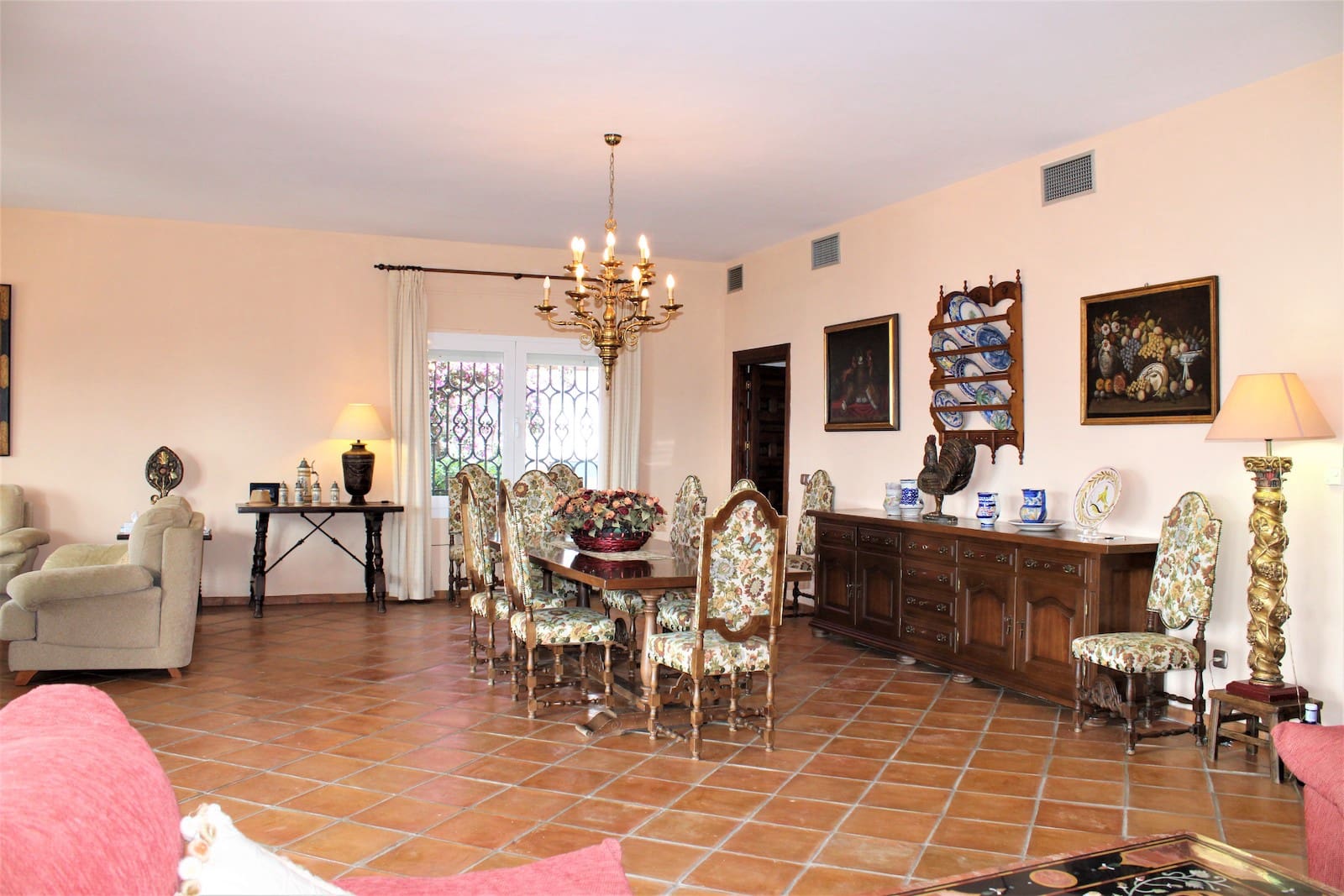 5 soverom Villa til salgs i La Herradura med svømmebasseng garasje - € 1 650 000 (Ref: 8304560)