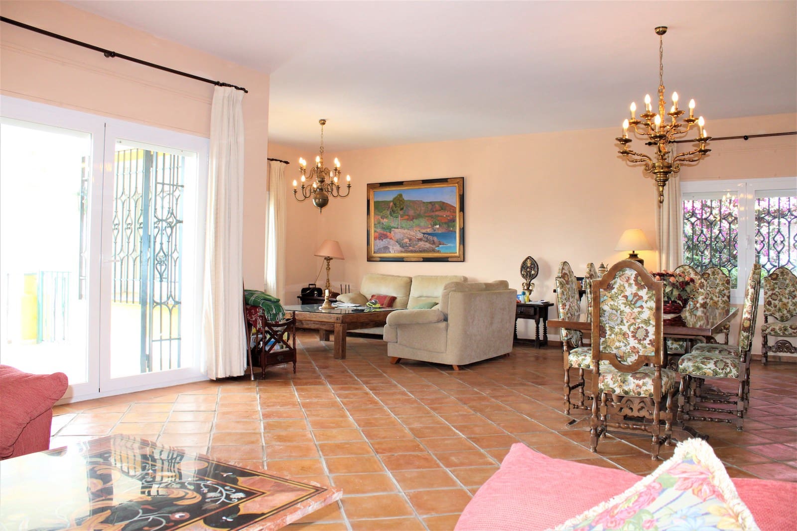 5 soverom Villa til salgs i La Herradura med svømmebasseng garasje - € 1 650 000 (Ref: 8304560)