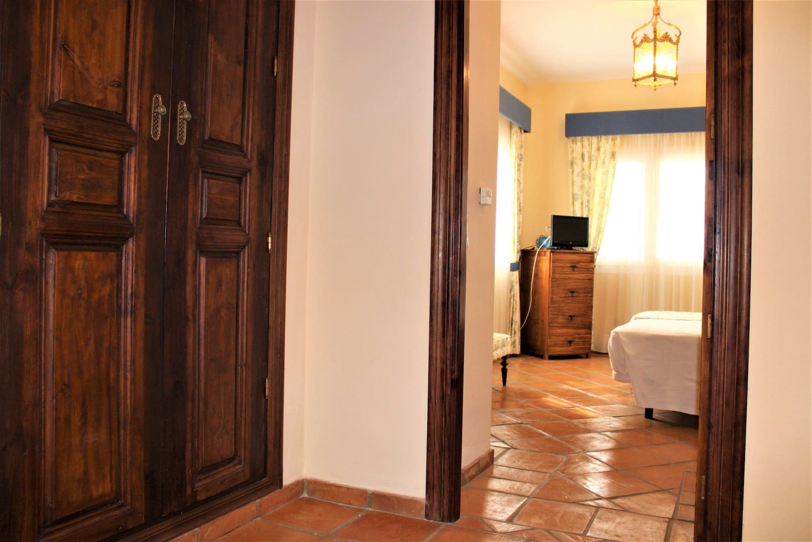 5 soverom Villa til salgs i La Herradura med svømmebasseng garasje - € 1 650 000 (Ref: 8304560)