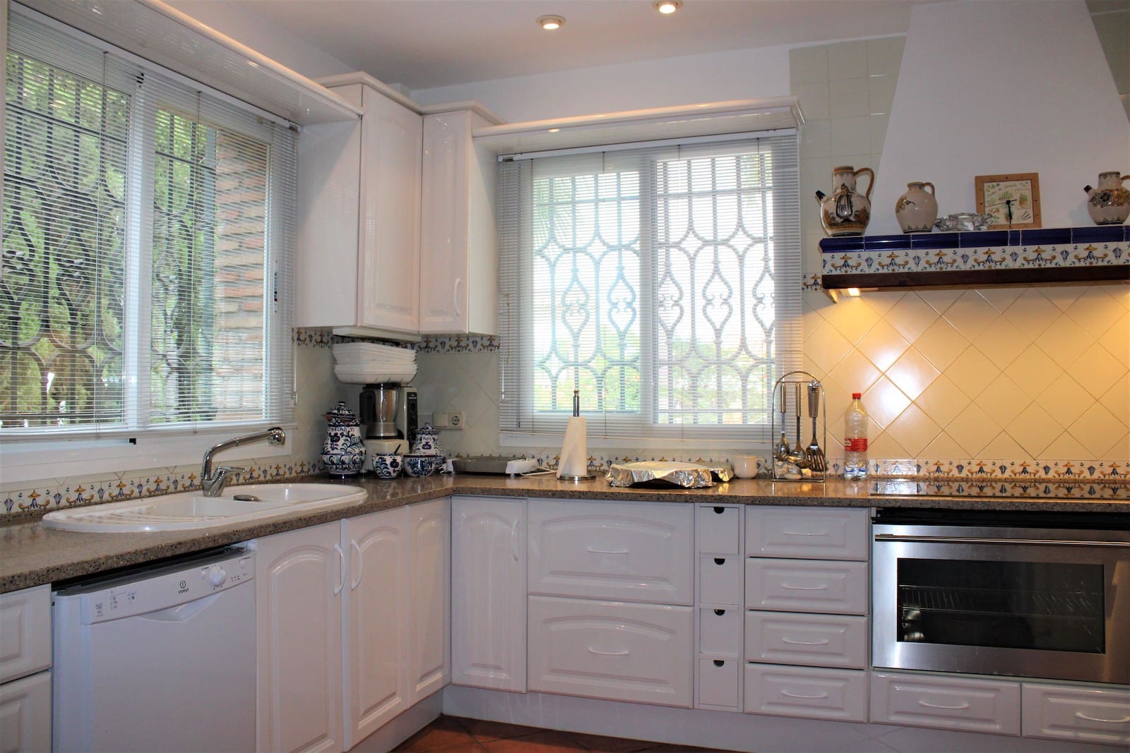 5 soverom Villa til salgs i La Herradura med svømmebasseng garasje - € 1 650 000 (Ref: 8304560)